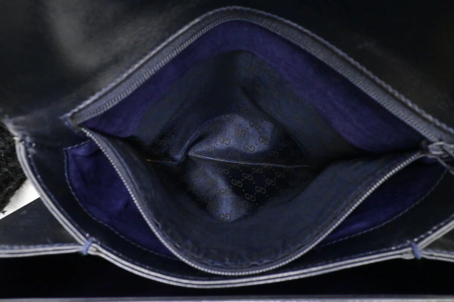 Gucci Navy Leather Turnlock Bag