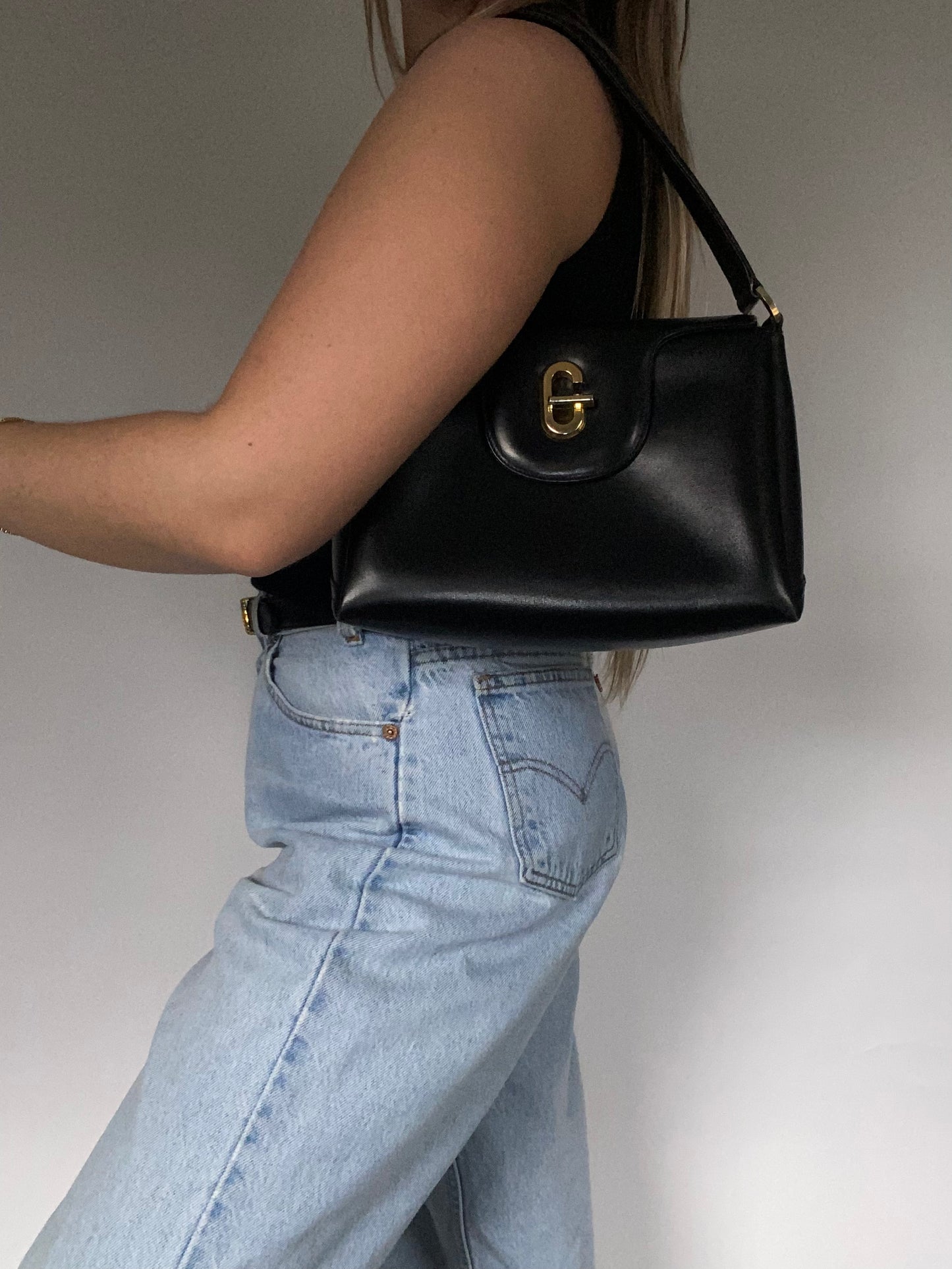 Gucci G Turn Lock Leather Bag