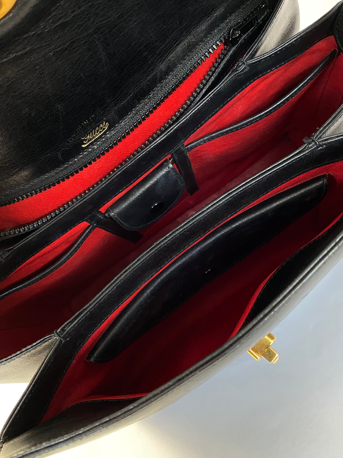 Gucci G Turn Lock Leather Bag
