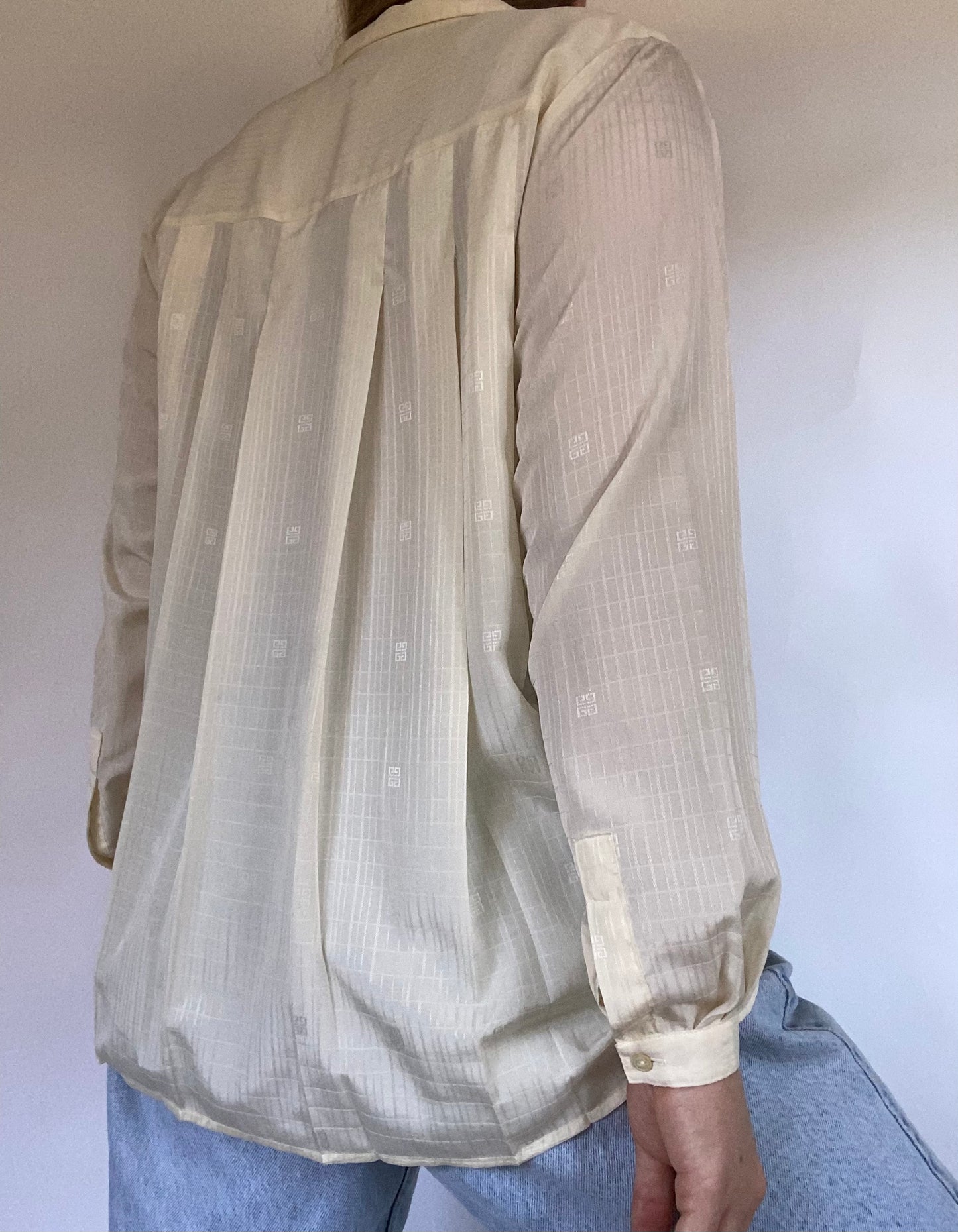 Givenchy Monogram Logo Ivory Button Up Size L