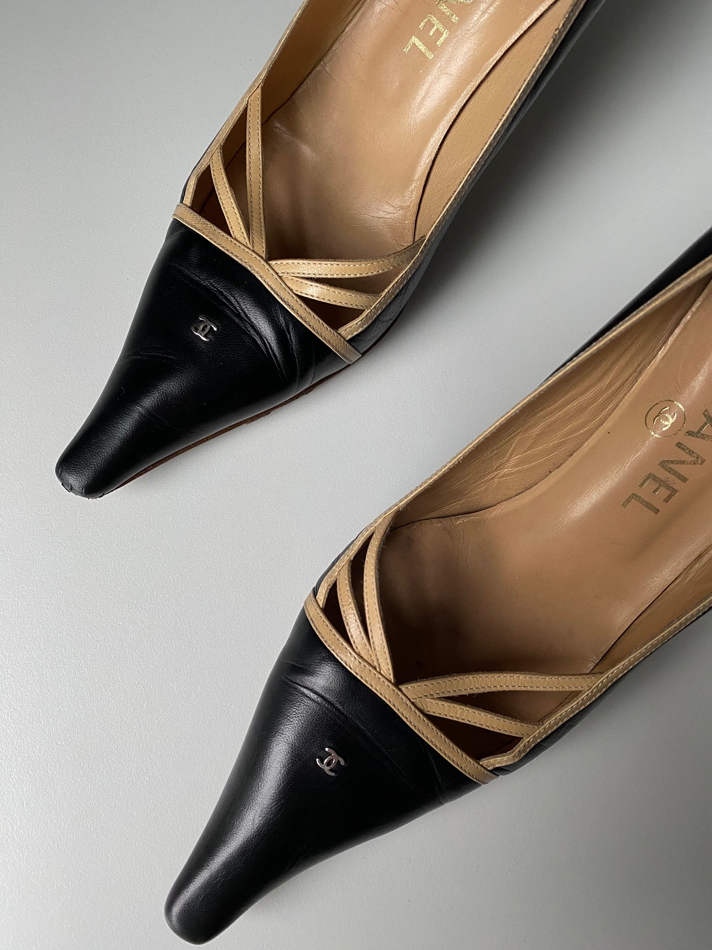 Chanel Black & Nude Leather Pumps Size 7
