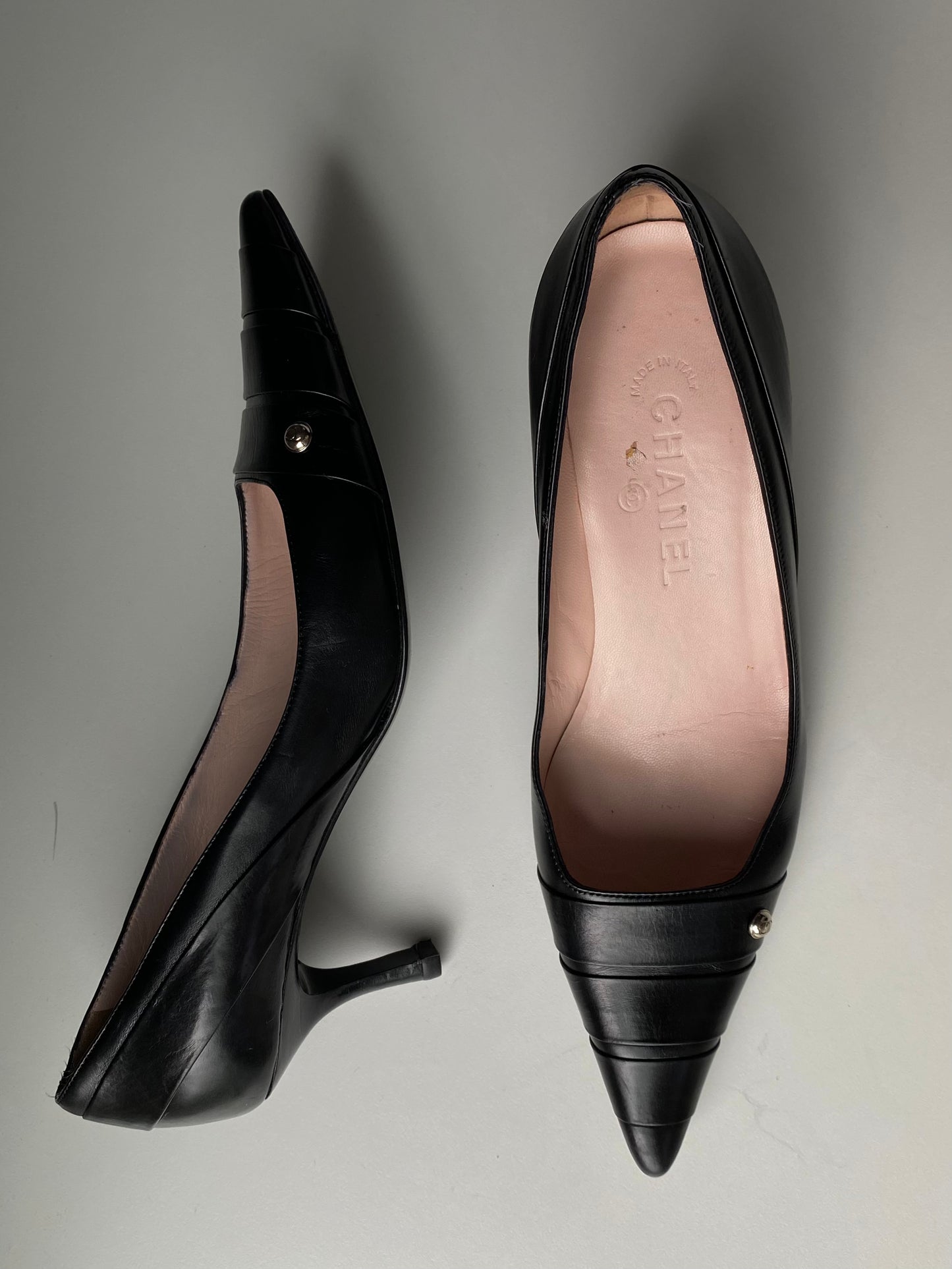 Chanel Black Leather Pumps Size 8.5