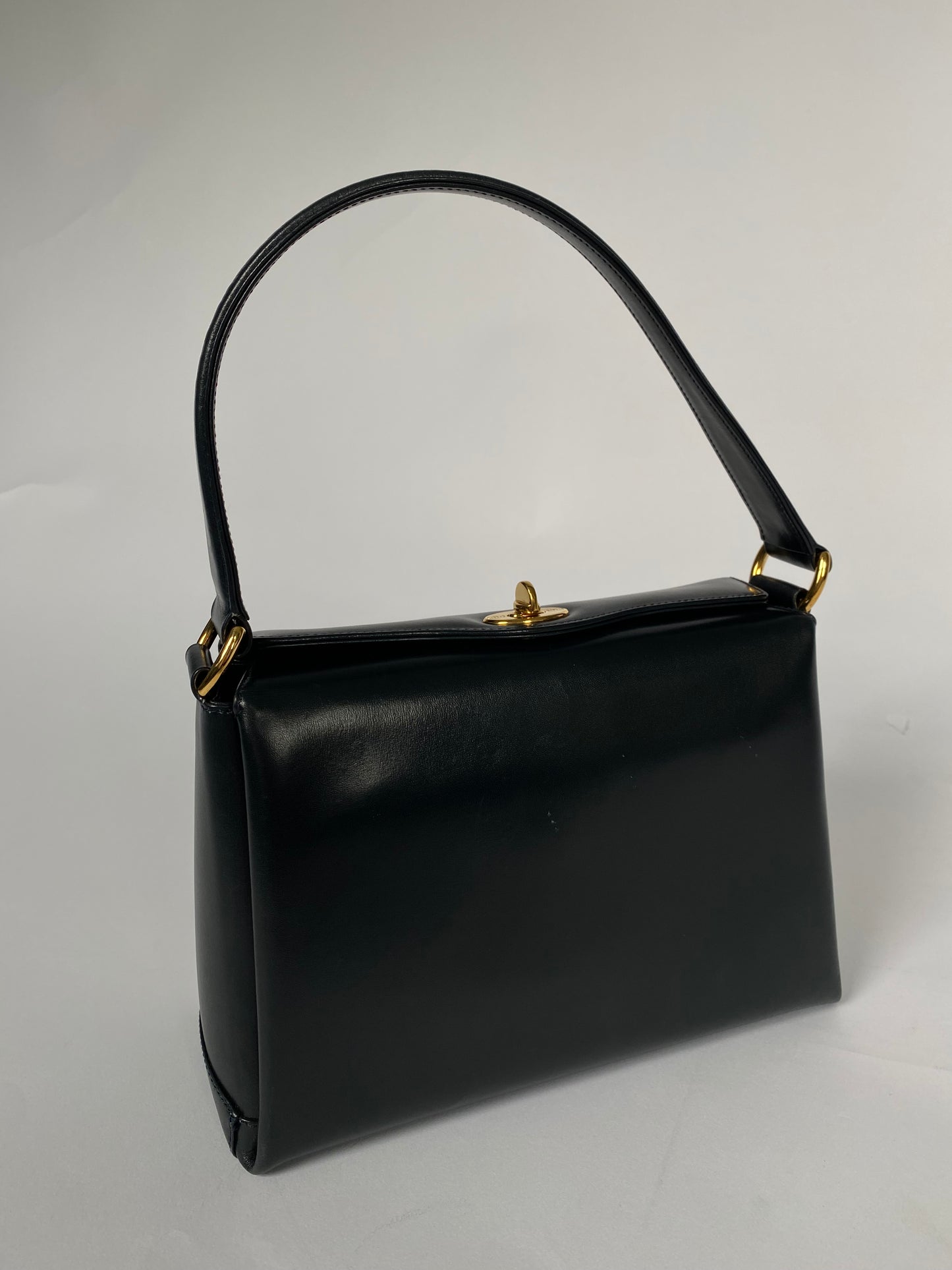 Gucci Navy Leather Turnlock Bag