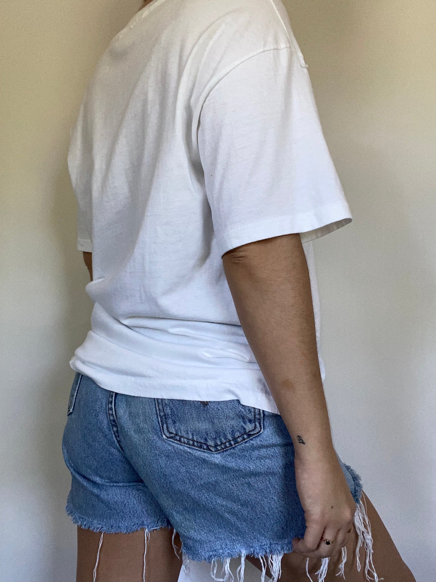 Single Stitched Beverly Hills Hotel Graphic T-Shirt Size M