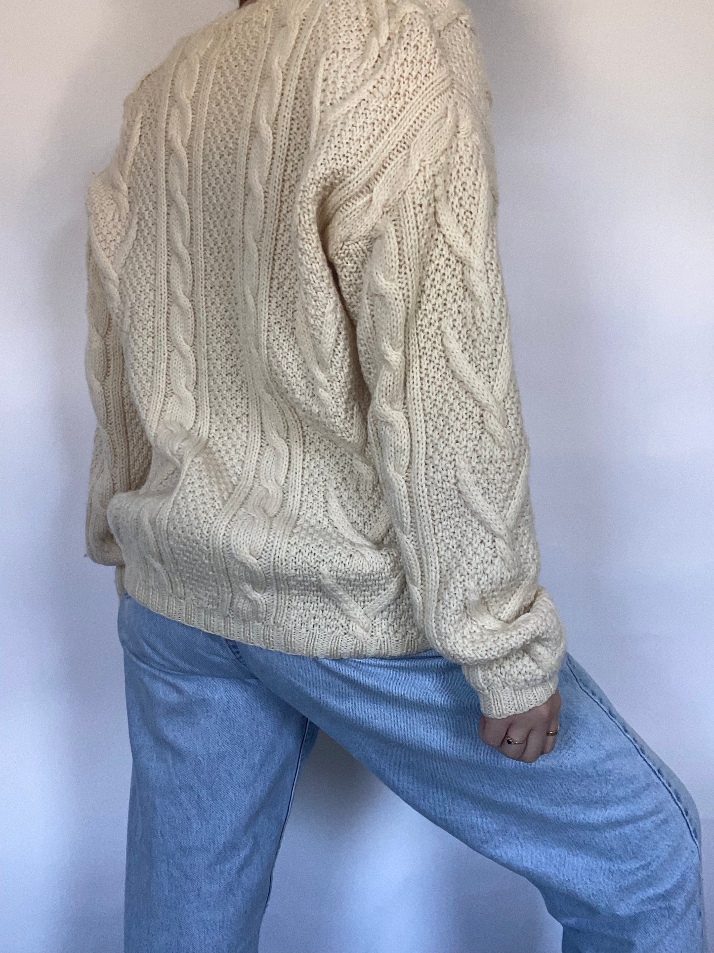 Chunky Cable Knit Cardigan Size M/L