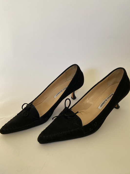 Manolo Blahnik Suede Kitten Heels Pumps Size 8