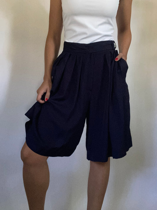 Vintage Christian Dior Pleated Silk Culotte Shorts Size 2/4