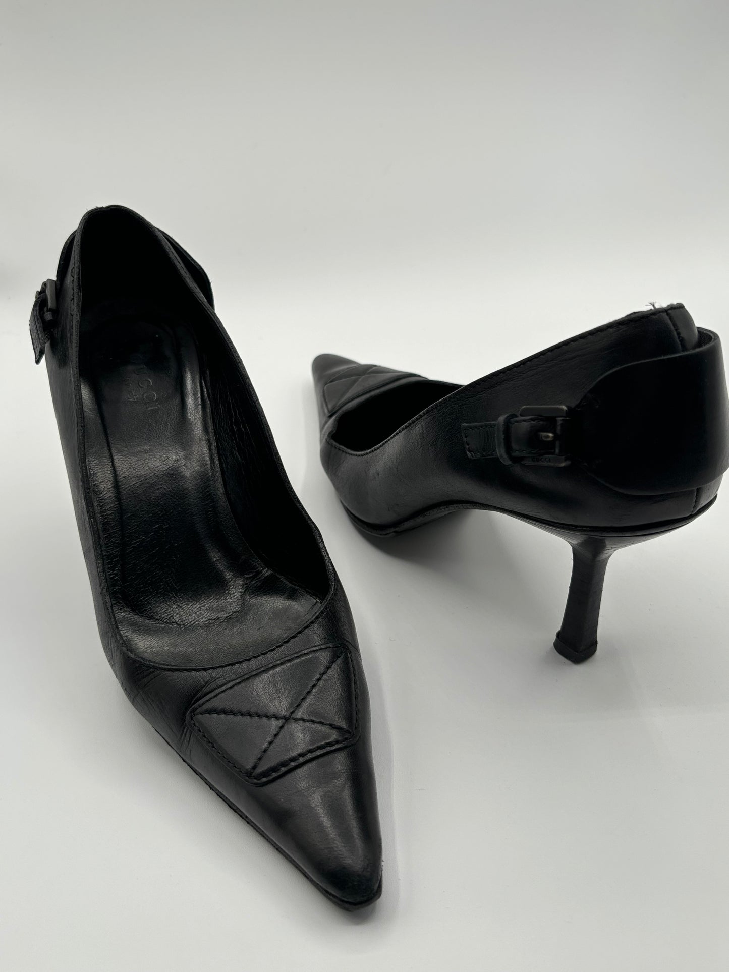 Gucci Black Leather Pumps Size 8