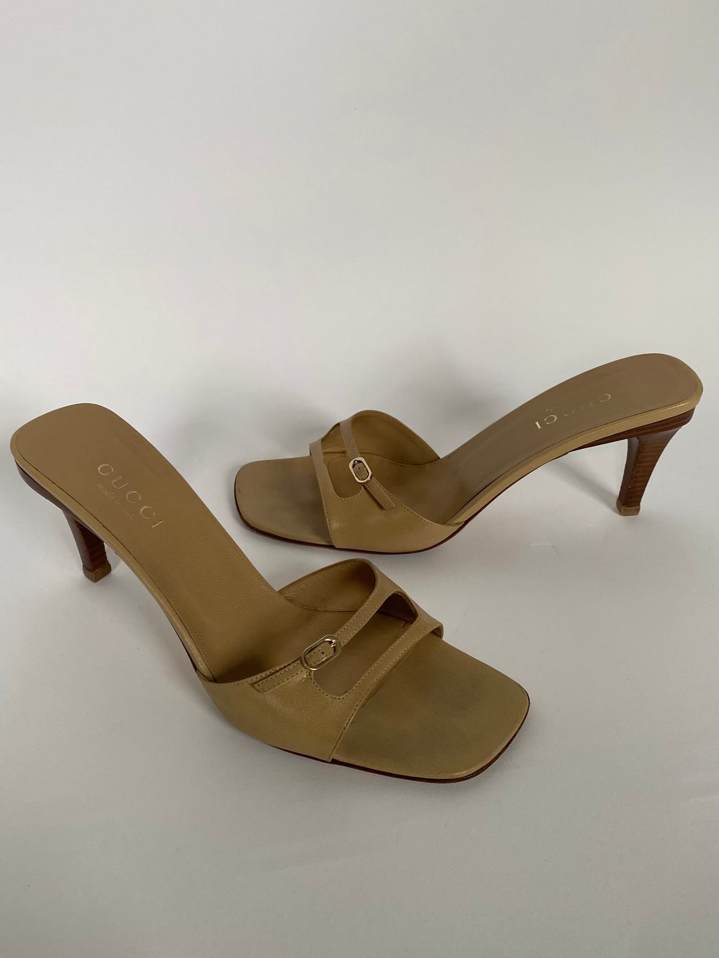 Gucci Nude Leather Double Strap Heels Size 9