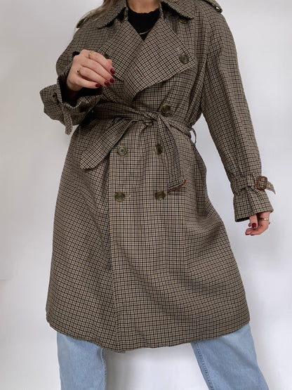 Burberry Glen Check Trench Size M/L