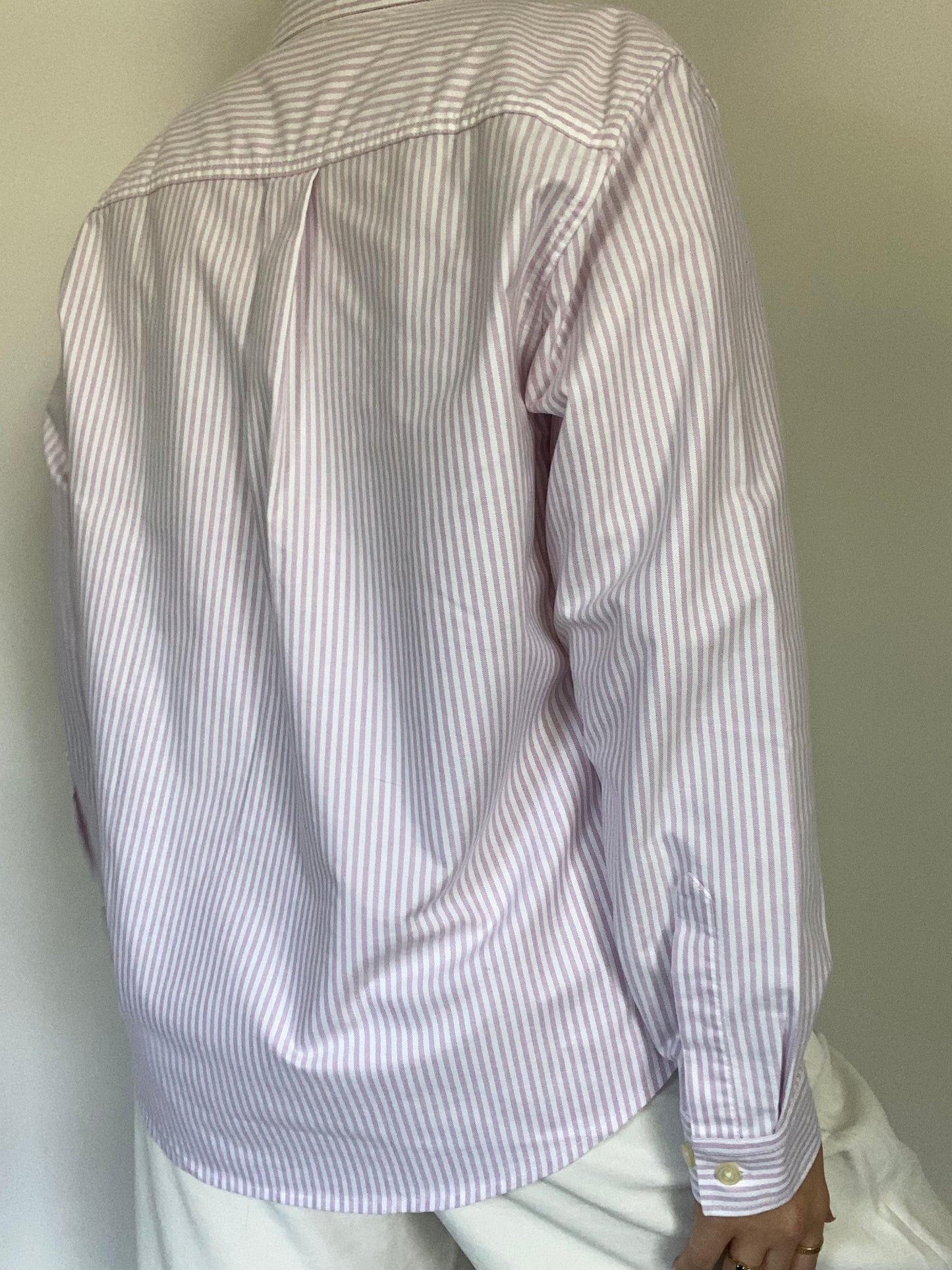 Classic Pinstriped Essential Button Up Size M