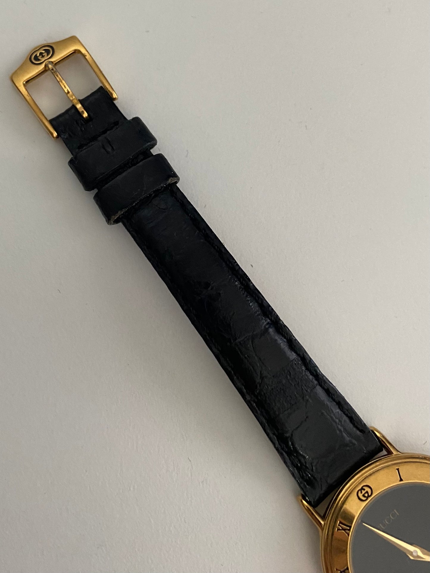 Gucci 3000 2L Leather Watch