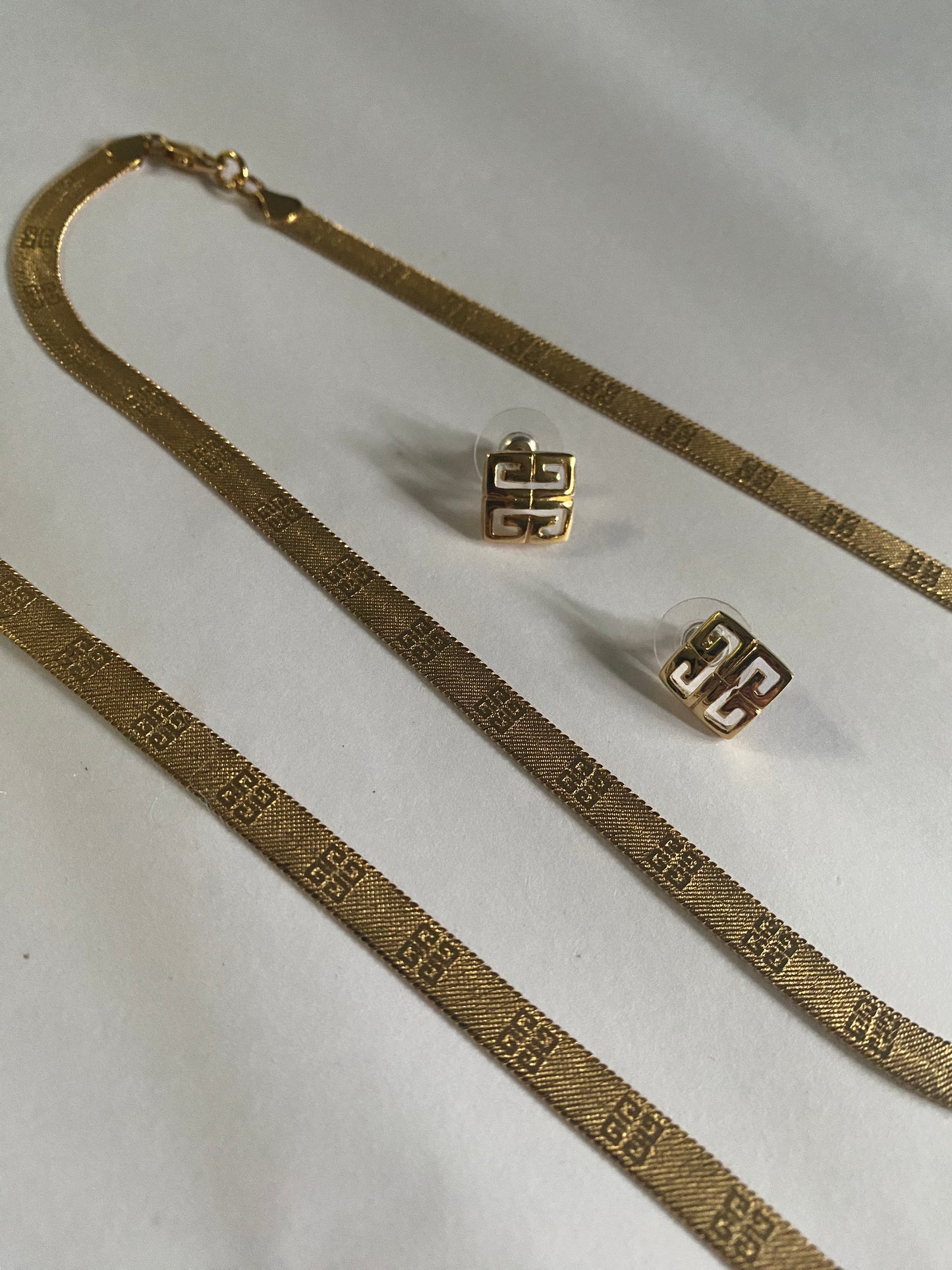 Givenchy Monogram Logo Jewelry Set